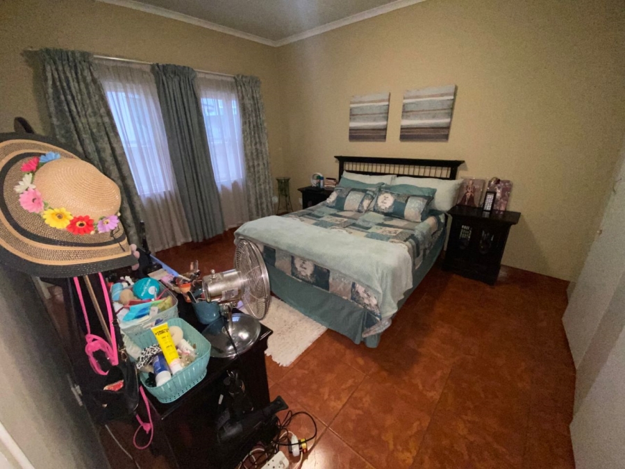 2 Bedroom Property for Sale in Waterval East North West